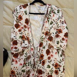 Caden Lane Maternity Robe